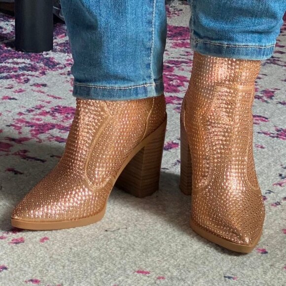 Chariot & Co Gold Rhinestone Cowboy Boots Stacked Heel Wyatt Ankle Boot 6.5 NEW! - Picture 8 of 11